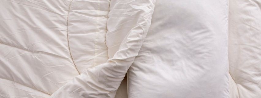 Kołdry i poduszki także wpływają na jakość snu