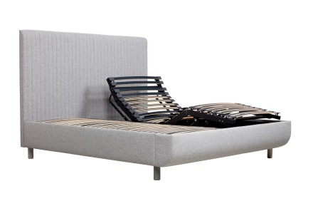 Łóżko TEMPUR® ARC to nowoczesna, minimalistyczna opcja idealna do każdej sypialni.