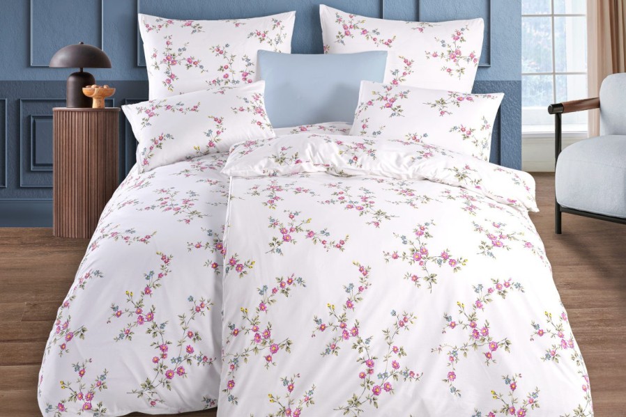 Pościel Alya jest przyjemna w dotyku, doskonale odprowadza wilgoć i prawie się nie gniecie.