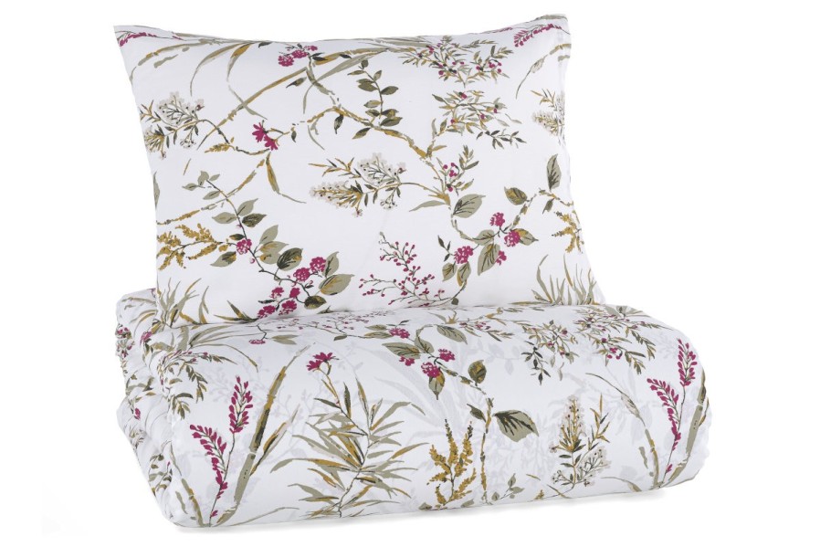 Pościel Marianna jest przyjemna w dotyku, doskonale odprowadza wilgoć i prawie się nie gniecie.