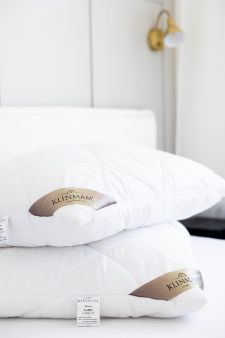 Poduszka zawiera podwójną powłokę, która wydłuża jej żywotność i ułatwia konserwację