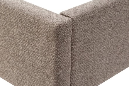 Klinmam Comfort Borneo to nowoczesne tapicerowane łóżko, które łączy prosty, ale wyrazisty design z praktycznymi funkcjami, które sprawdzą się w codziennym użytkowaniu.