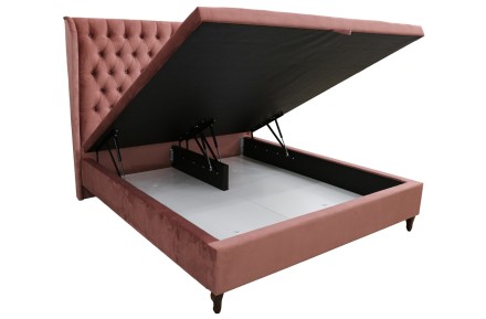 Eleganckie łóżko Luxury Estate pasuje do każdej sypialni.