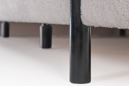 Wprowadź do swojego domu odrobinę elegancji i luksusu dzięki naszemu tapicerowanemu wezgłowiu Napa, które łączy najwyższej jakości materiały z niezrównanym stylem.