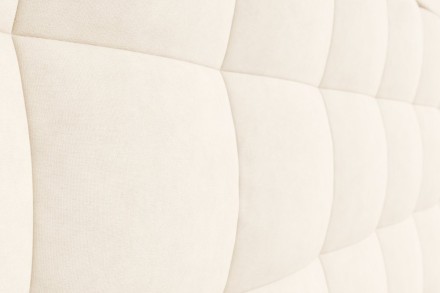 Z tapicerowanym wezgłowiem River doświadczysz maksymalnego komfortu i wsparcia podczas odpoczynku.