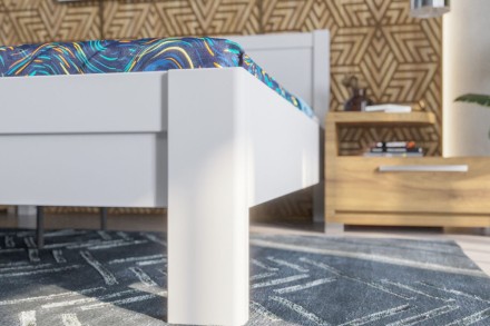 Solidne wykonane masywne łóżko Sion H3 stanie się godną ozdobą Twojej sypialni, wprowadzając do niej przytulność i komfort.