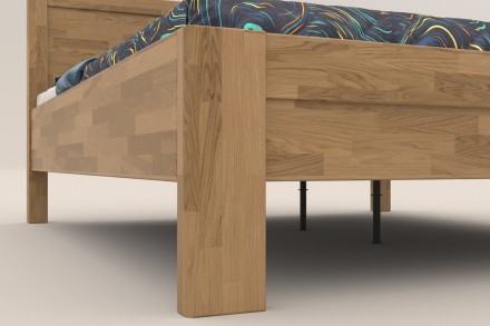 Solidne wykonane masywne łóżko Sion H3 stanie się godną ozdobą Twojej sypialni, wprowadzając do niej przytulność i komfort.