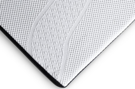 Hybrydowy materac Mlily Bloom Hybrid z połączeniem piany pamięciowej i sprężyn kieszeniowych przynosi doskonały wypoczynek.