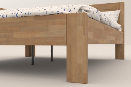 Jednoosobowe łóżko Amien cieszy się dużą popularnością; będzie doskonale pasować zarówno do pokoiku dziecięcego jak i do sypialni. Wspaniały zapach drewna wprowadzi do pomieszczenia cudowną atmosferę, idealną dla snu.