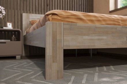 Jednoosobowe łóżko Amien cieszy się dużą popularnością; będzie doskonale pasować zarówno do pokoiku dziecięcego jak i do sypialni. Wspaniały zapach drewna wprowadzi do pomieszczenia cudowną atmosferę, idealną dla snu.