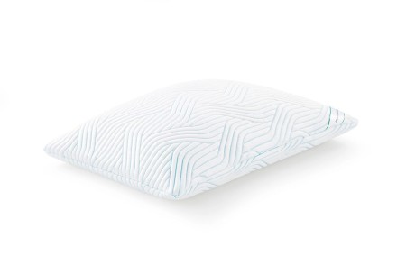 Poduszka TEMPUR® Comfort Medium SmartCool 2.0 zapewnia komfort i wsparcie typowe dla poduszek TEMPUR®.