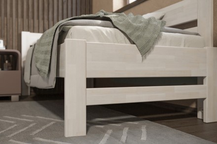 Wybierasz łóżko, które będzie Ci służyć przez kilka dekad? Osiągniesz ten cel, wybierając łóżko z litego drewna w modelu Wanda.