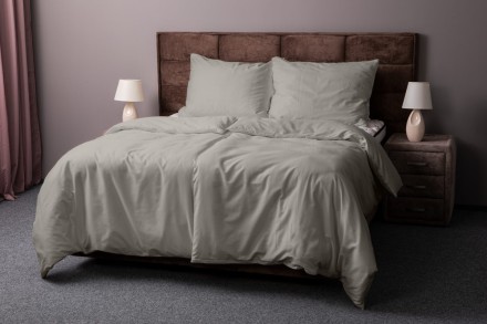 Jednokolorowa pościel premium marki Klinmam wykonana z najdelikatniejszej egipskiej czesanej bawełny o długich włóknach.