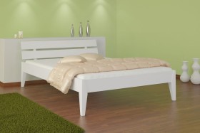 Łóżko Alan posiada wspaniałą sosnową konstrukcję. Stabilne łóżko – pomalowane na biało lub pokryte bezbarwnym lakierem: od Ciebie zależy, którą wersję wybierzesz.