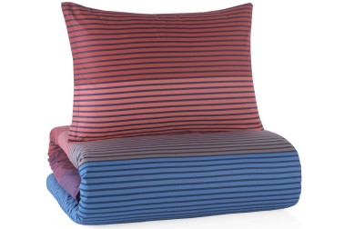 Pościel Aura jest przyjemna w dotyku, doskonale odprowadza wilgoć i prawie się nie gniecie.