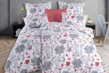 Pościel Poppy jest przyjemna w dotyku, doskonale odprowadza wilgoć i prawie się nie gniecie.