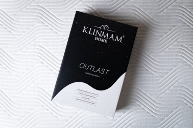 Outlast 30 to ochraniacz na materac, który przedłuży jego żywotność, jednocześnie chroniąc go przed zabrudzeniami wynikającymi z codziennego używania.