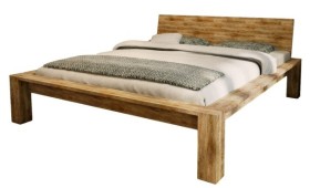 Solidne łóżko z drewna bukowego lub dębowego